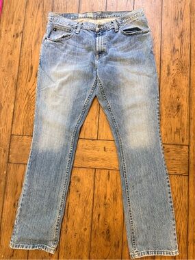 Free World Straight Fit Men's Light Blue Denim Jeans